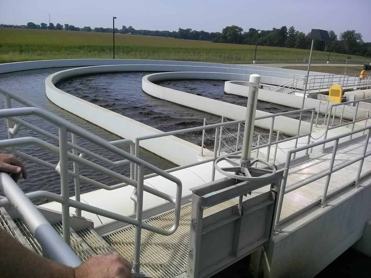 Water treatment facility with circular tanks